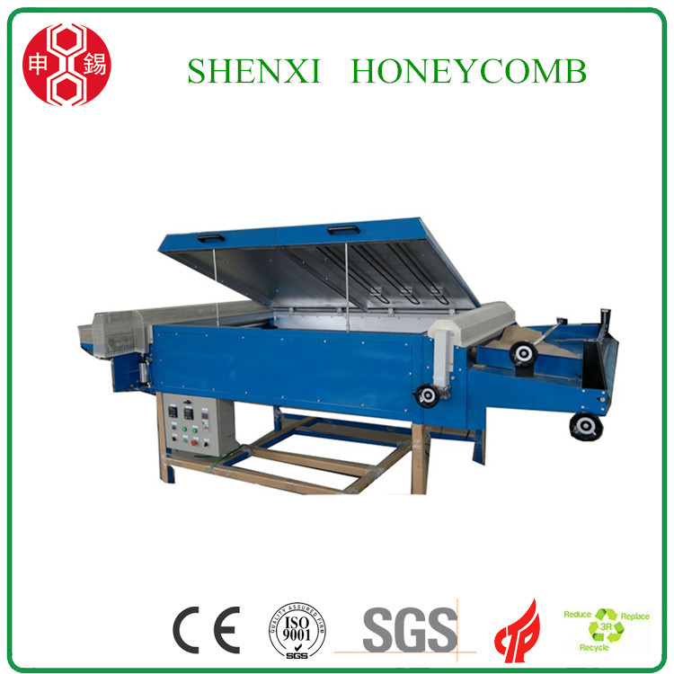 Honeycomb Paper Expanding Machine in operation