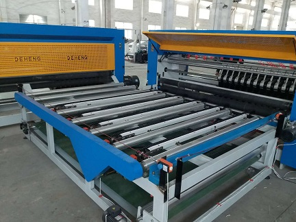 Honeycomb Paperboard Slitting Machine