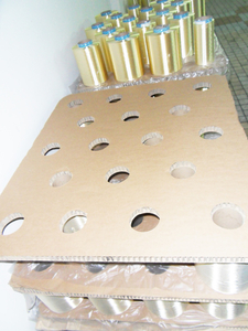 Low Cost Honeycomb Paperboard for Special Packages 