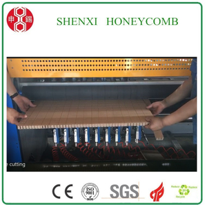 Cookies-cutting honeycomb slitting machine 