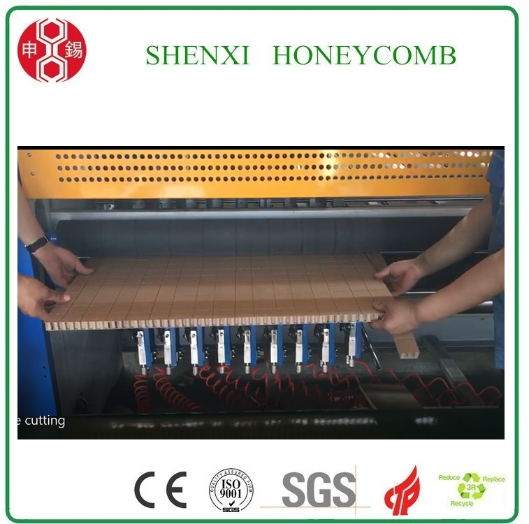 Cookies-cutting honeycomb slitting machine 
